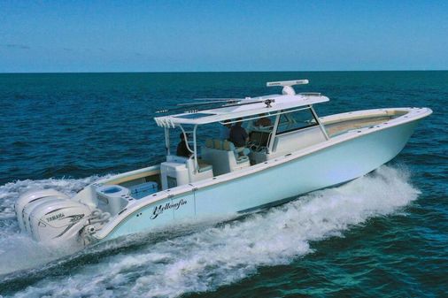 Yellowfin 42 Center Console image