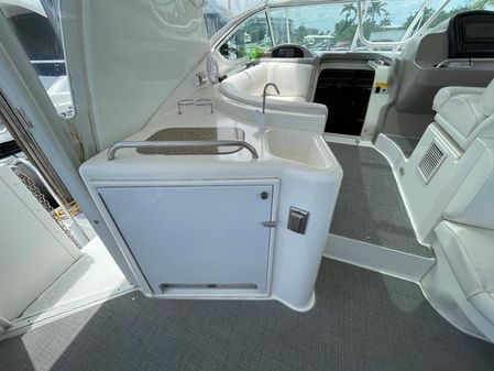 Cruisers Yachts 455 Express Motoryacht image