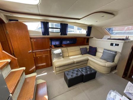 Cruisers Yachts 455 Express Motoryacht image