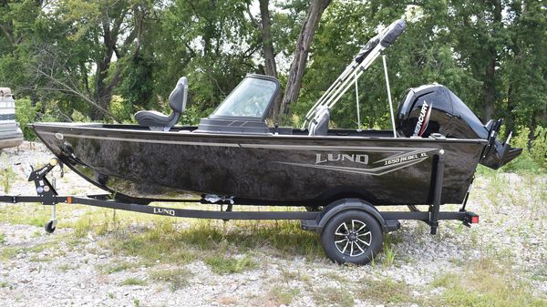 Lund 1650 Rebel XL Sport 