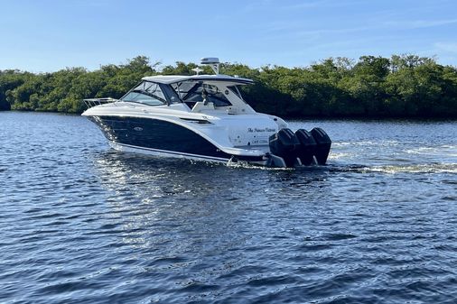 Sea Ray 320 Sundancer OB image