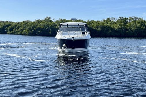 Sea Ray 320 Sundancer OB image