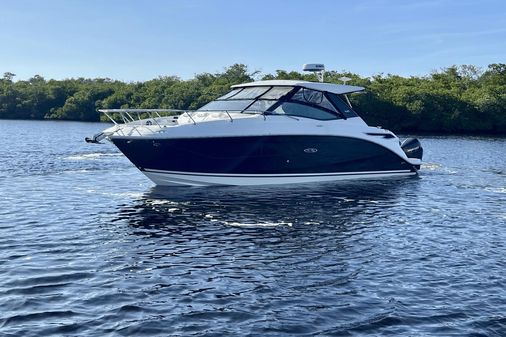 Sea Ray 320 Sundancer OB image