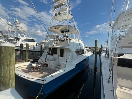 Hatteras 54 Convertible image