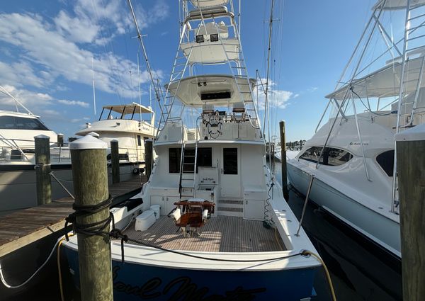 Hatteras 54 Convertible image