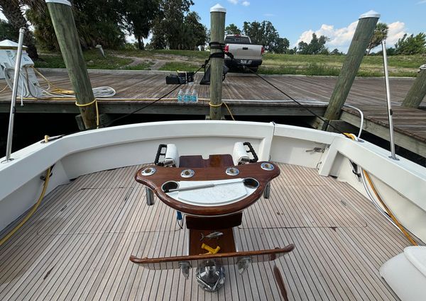 Hatteras 54 Convertible image