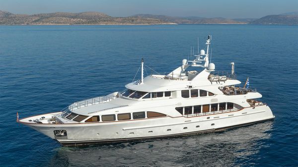 Benetti Classic 120