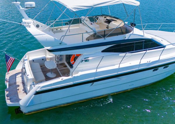 Azimut 43 Fly image