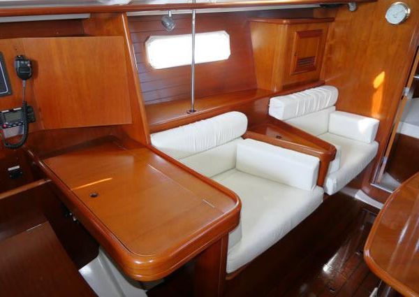 Beneteau 361 image