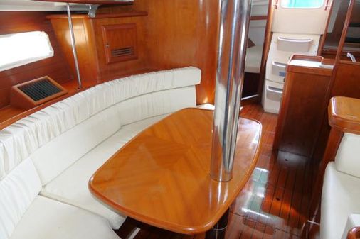 Beneteau 361 image