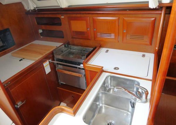 Beneteau 361 image