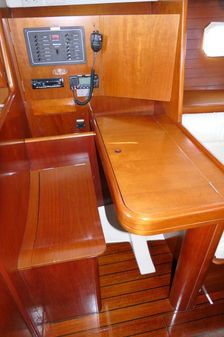 Beneteau 361 image