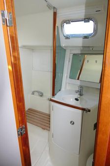 Beneteau 361 image