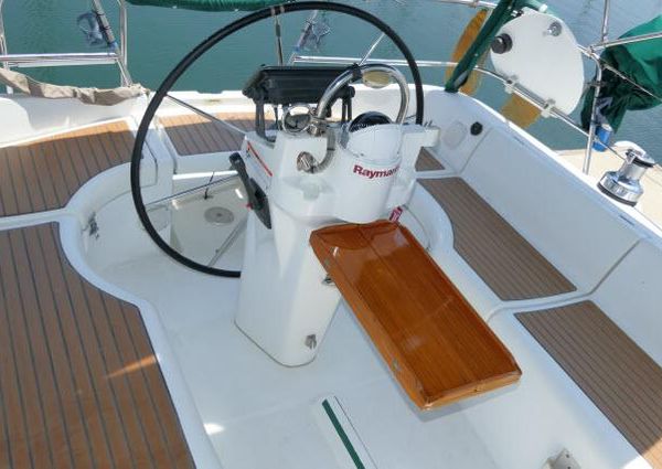 Beneteau 361 image