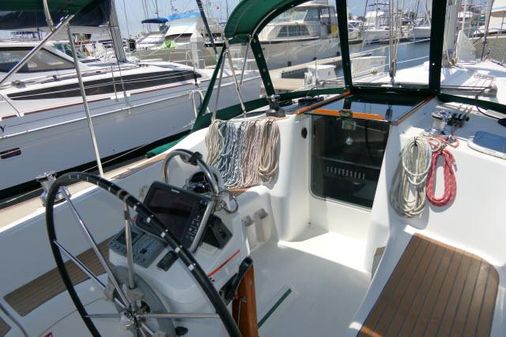 Beneteau 361 image