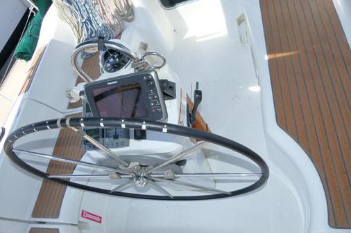 Beneteau 361 image