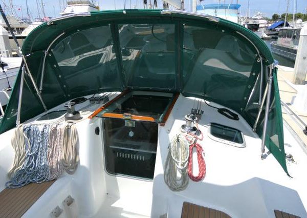 Beneteau 361 image