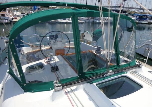 Beneteau 361 image