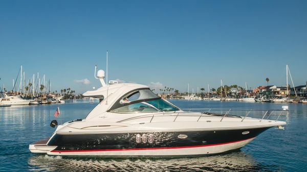 Cruisers Yachts 420 Express 