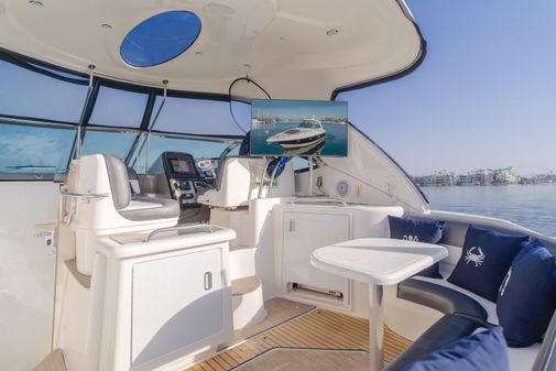 Cruisers Yachts 420 Express image