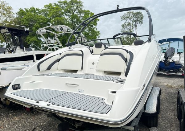 Yamaha-boats AR240 image