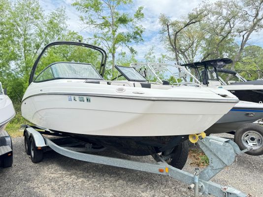 Yamaha-boats AR240 - main image