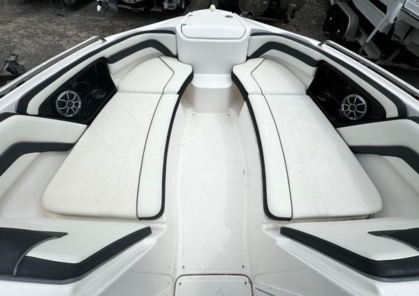 Yamaha-boats AR240 image