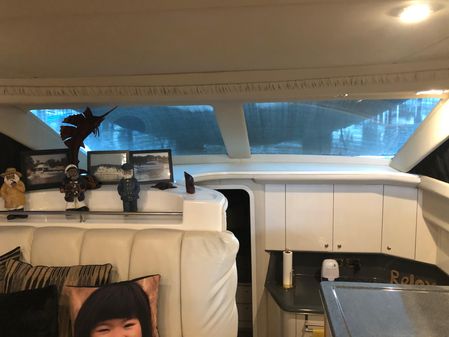 Sea Ray Aft Cabin image