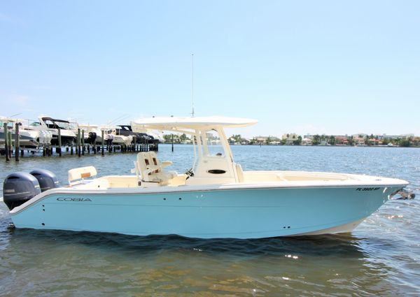 Cobia 280-CC-WITH-SEAKEEPER image