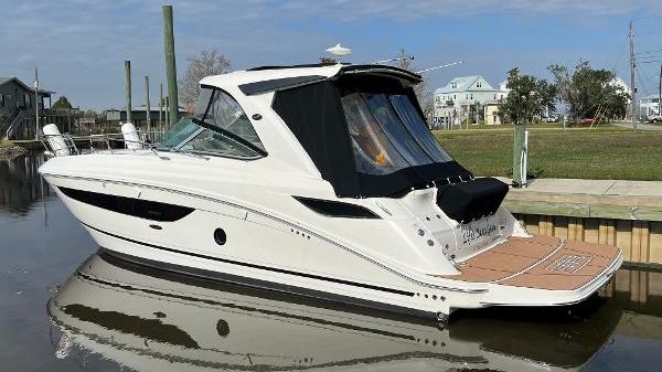 Sea Ray 350 Sundancer 