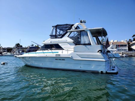Sea Ray 415 Aft Cabin image