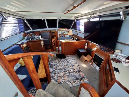 Sea Ray 415 Aft Cabin image
