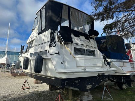 Carver 325-AFT-COCKPIT-MOTORYACHT image