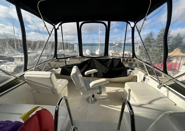 Carver 325-AFT-COCKPIT-MOTORYACHT image