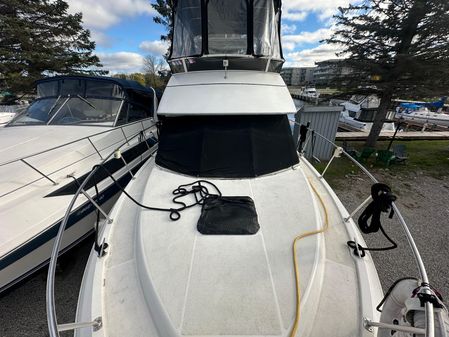 Carver 325-AFT-COCKPIT-MOTORYACHT image