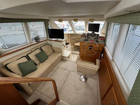 Carver 326 Motor Yacht image