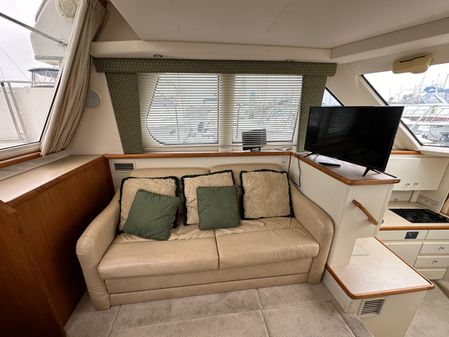 Carver 326 Motor Yacht image