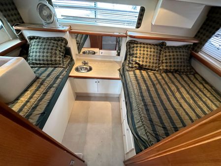 Carver 326 Motor Yacht image