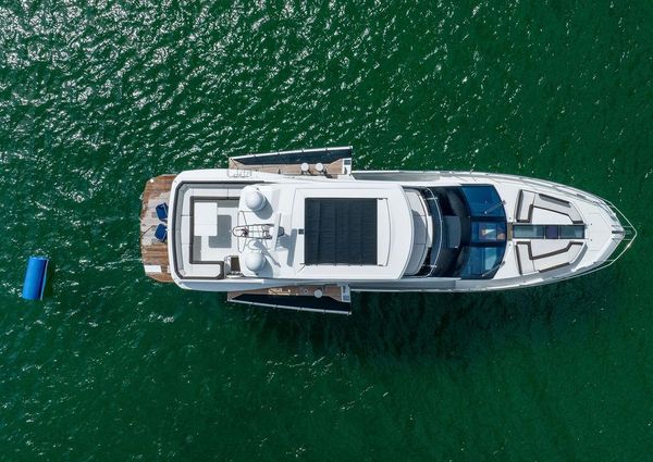 Galeon 640 Fly image