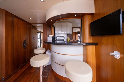 Sunseeker 86 image