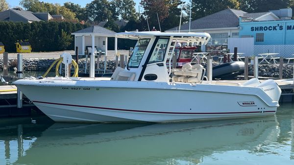 Boston Whaler 250 Outrage 