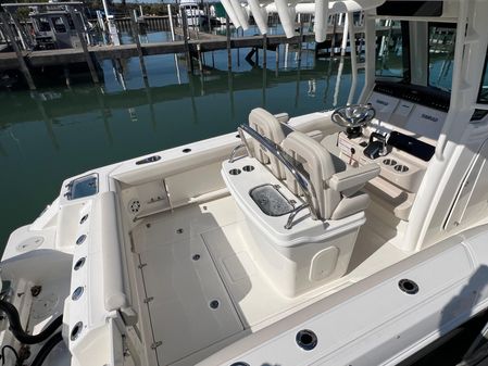 Boston Whaler 250 Outrage image