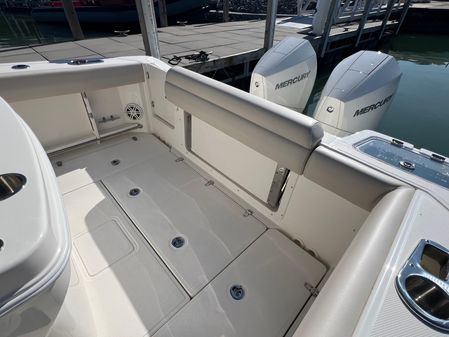 Boston Whaler 250 Outrage image