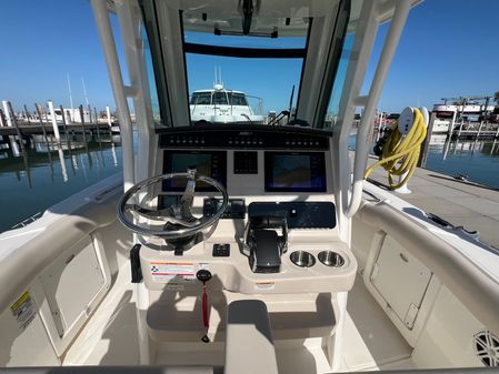 Boston Whaler 250 Outrage image