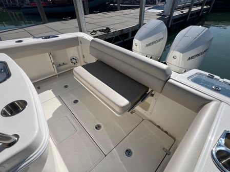 Boston Whaler 250 Outrage image