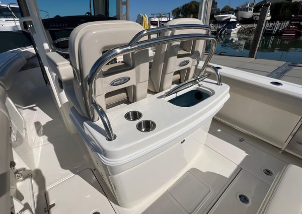 Boston Whaler 250 Outrage image