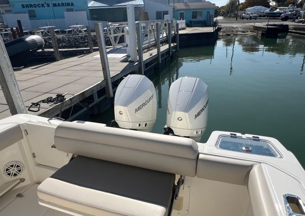 Boston Whaler 250 Outrage image