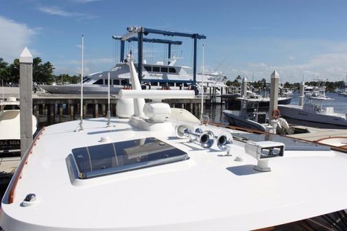 Hinckley Talaria 43 image