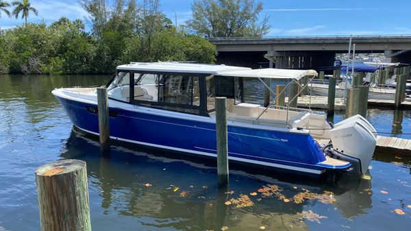 MJM Yachts MJM 3