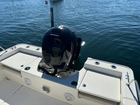 Boston Whaler 210 Montauk image